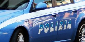 Posillipo, molesta passeggeri di un bus e aggredisce i poliziotti: arrestato un 26enne