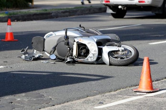 Meta di Sorrento, perde controllo scooter: muore 23enne