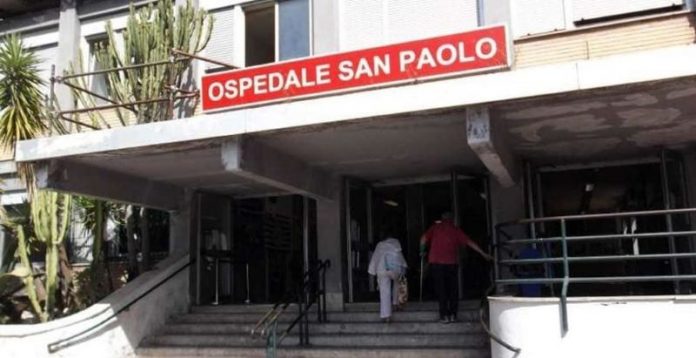 Fuorigrotta, anziani legati in reparto neurologia ospedale