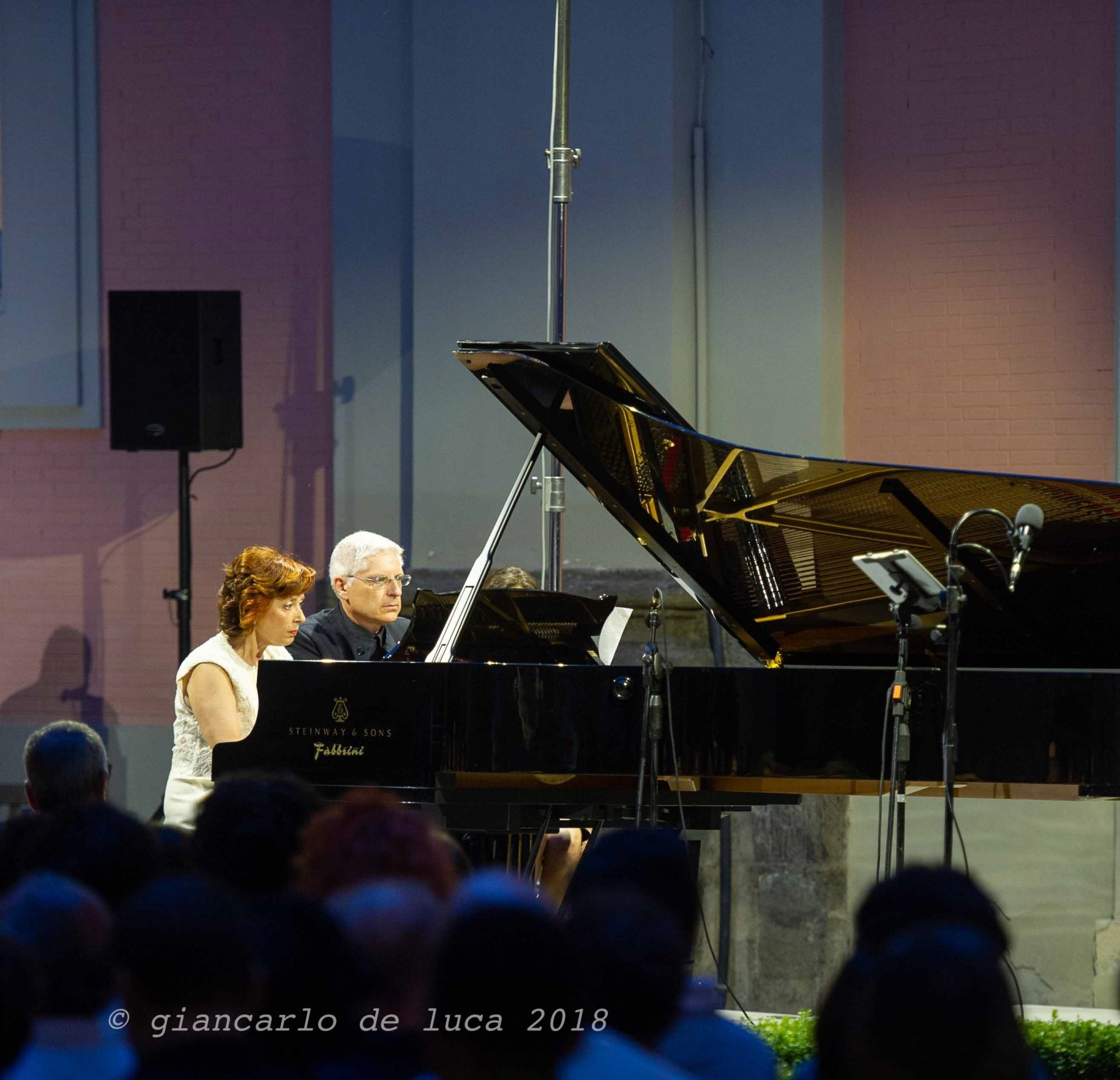 Al Teatro Sannazzaro il duo pianistico Maria Libera Cerchia e Antonello Cannavale