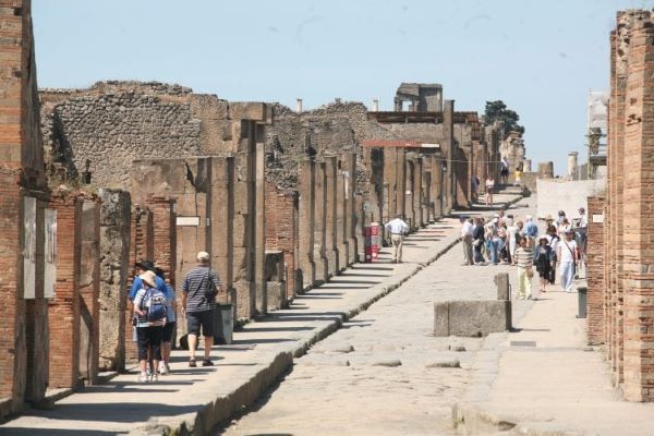 Pompei, ritrovati i resti di altre due vittime dell'eruzione