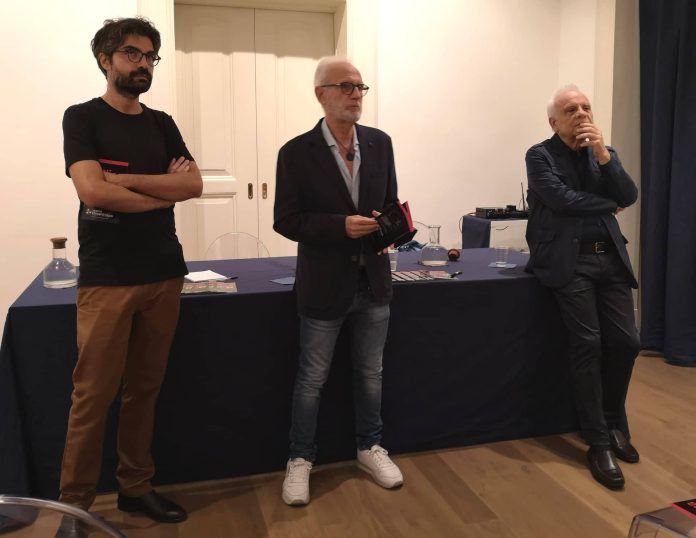 Il Teatro Elicantropo e la sua drammaturgia contemporanea senza dimenticare Eduardo