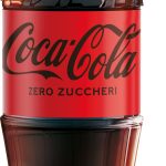 Coca-Cola rende inseparabili il tappo e la bottiglia per favorire la raccolta e il riciclo