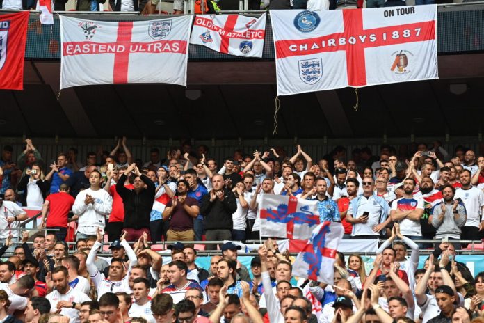 Italia-Inghilterra, in arrivo a Napoli 2500 tifosi inglesi: massima allerta