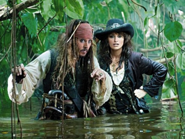 Stasera in tv venerdì 4 ottobre: Pirati dei Caraibi – Oltre i confini del mare