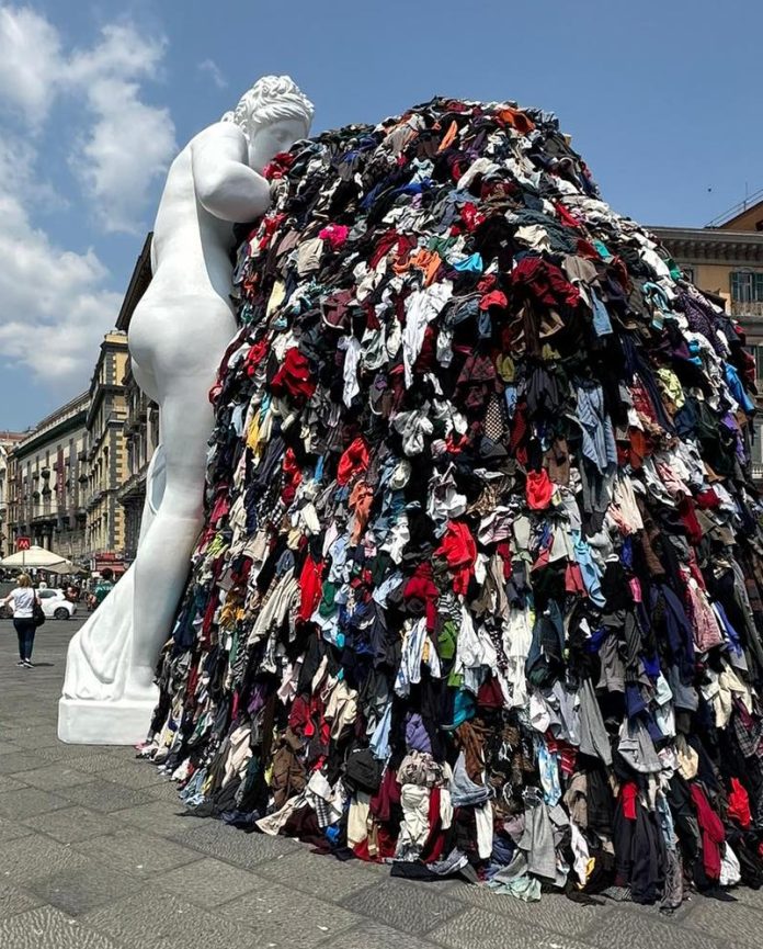 Venere Degli Stracci A Napoli Linaugurazione Il 6 Marzo