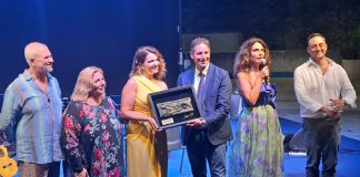 Prima serata al Positano Teatro Festival con il Premio Ruccello a Tosca D'Aquino