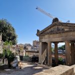 Il vergognoso degrado del Cimitero di Poggioreale