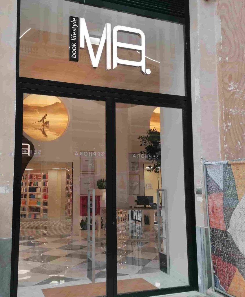 Mondadori Bookstore inaugura un nuovo punto vendita nella Galleria Umberto I
