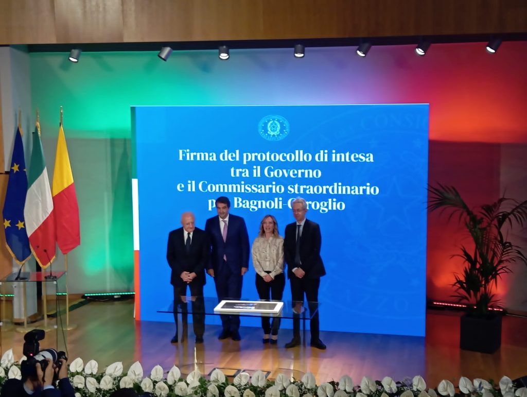 Meloni a Bagnoli firma con Manfredi il protocollo sul futuro dell'ex area Italsider