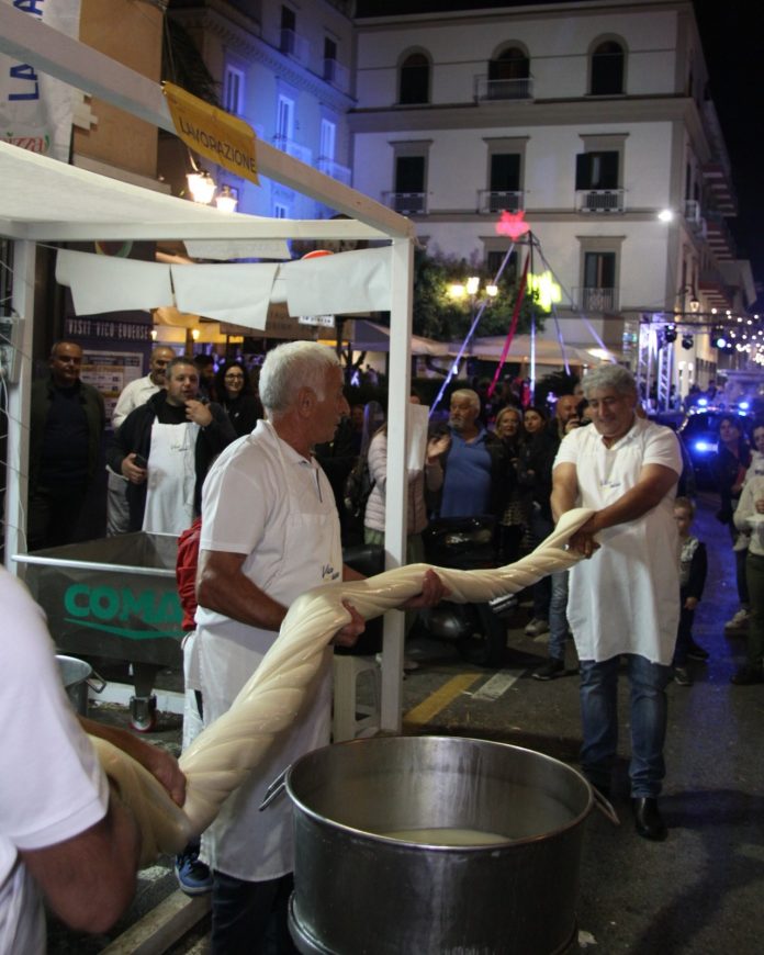 Vico Equense: torna la kermesse gastronomica "A Vico per Cacio"