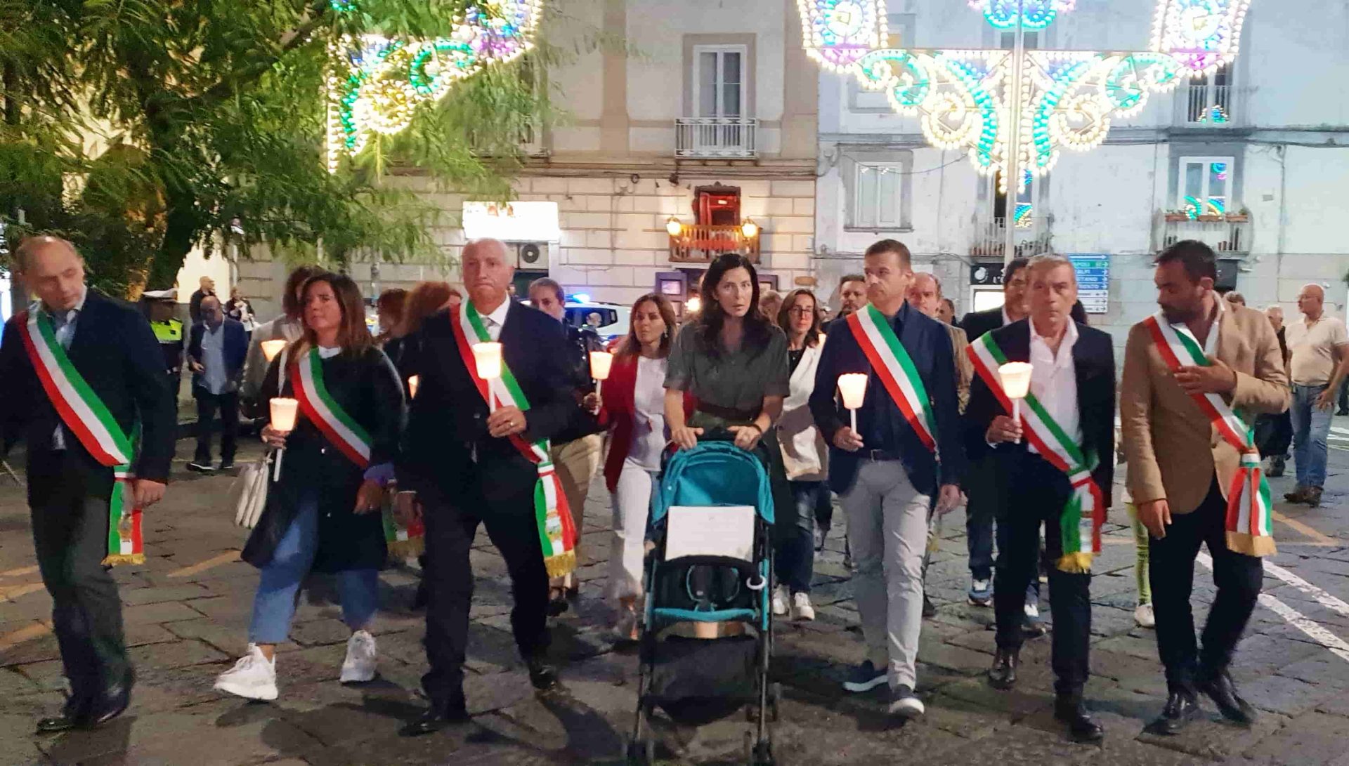 La penisola sorrentina è scesa in strada per il ritorno di Ethan