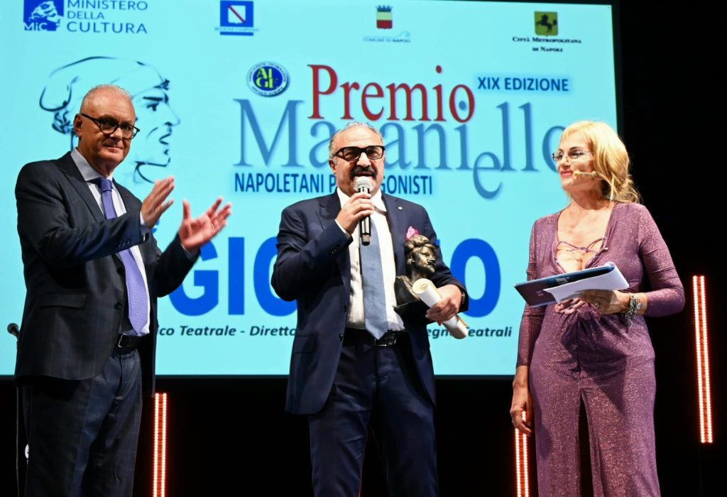 Al Teatro Sannazaro consegnati i premi Masaniello. Tra i premiati i giornalisti Falco, Giorgio e Covella