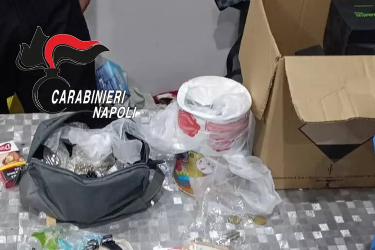 Blitz a Caivano e Grumo Nevano, sequestro di droga