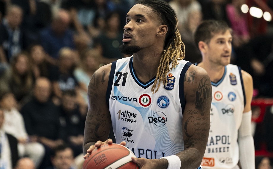 Napoli Basket, la Vanoli Cremona si impone 81-87