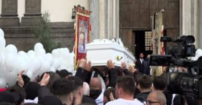 Arcangelo Correra, oggi i funerali del 18enne ucciso