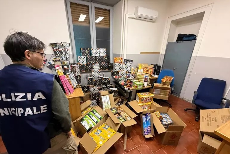 Sequestrati a Napoli 28 chili di fuochi d’artificio illegali