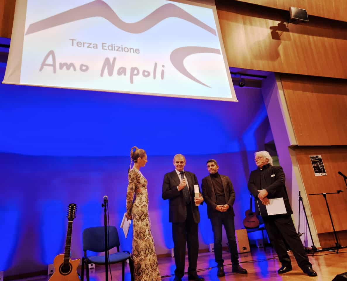 Premio Amo Napoli, riconoscimenti consegnati alle eccellenze partenopee