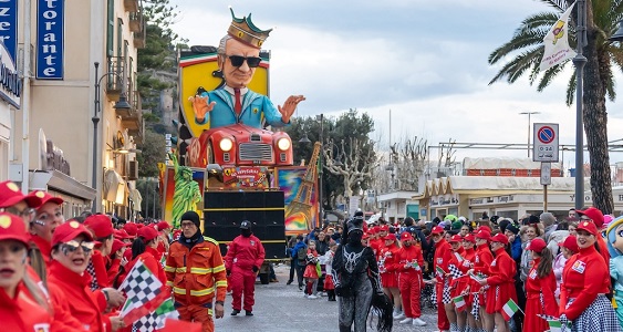 Maiori, al via la 51ª edizione del Gran Carnevale