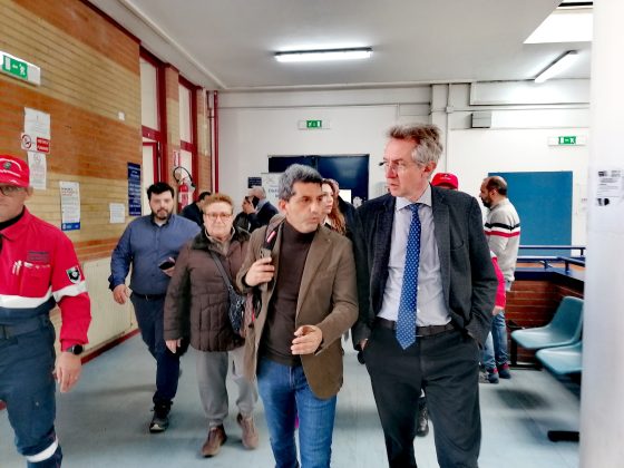 Bradisismo Campi Flegrei, sopralluoghi del sindaco Manfredi a Bagnoli e via Terracina