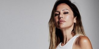 Deborah De Luca infiamma l'Arenile di Bagnoli con il suo set
