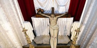 La Croce dei Cariati è tornata ai Quartieri spagnoli