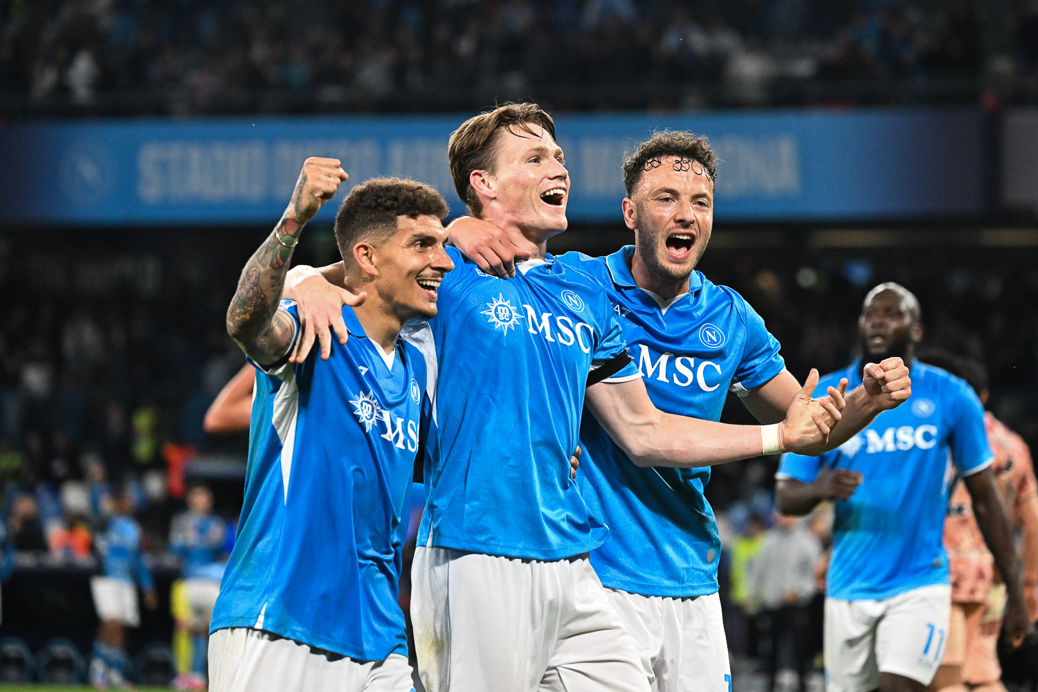 Calcio Napoli Torino 2 0. Vittoria e +3 sull’Inter